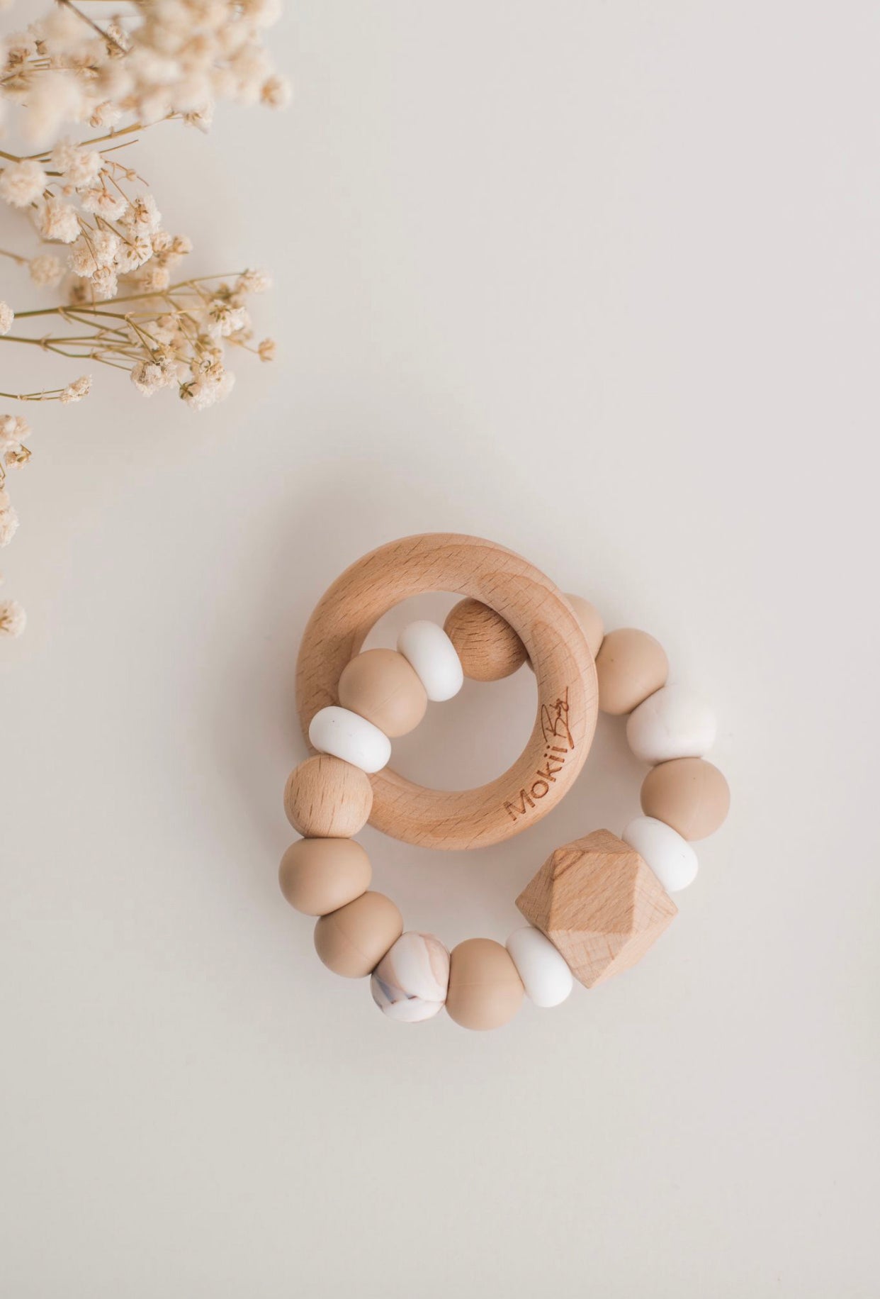 Coastal Shade Oatmeal Teething Rattle