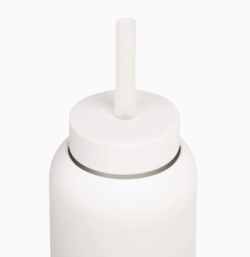 LOUNGE STRAW & CAP WHITE | For Easy Drinking