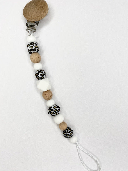 Dummy clip with animal print, white and wood beads